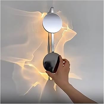 Rotating Wall Lamp by "BellaAventure"